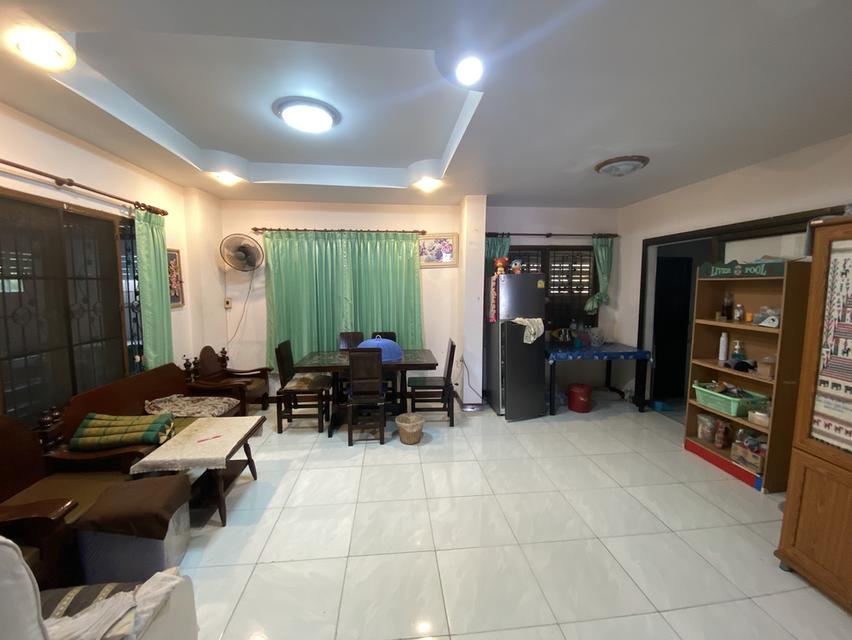 🏡 ขาย บ้านโครงการ “บ้านธาราริน ศรีราชา”บ้านสวย พร้อมอยู่ ทำเลดี ติดถนนใหญ่ เดินทางสะดวก 5