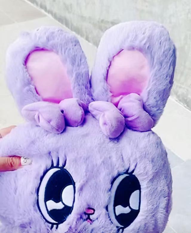 ตุ๊กตากระต่ายสีม่วง ESTHER BUNNY 