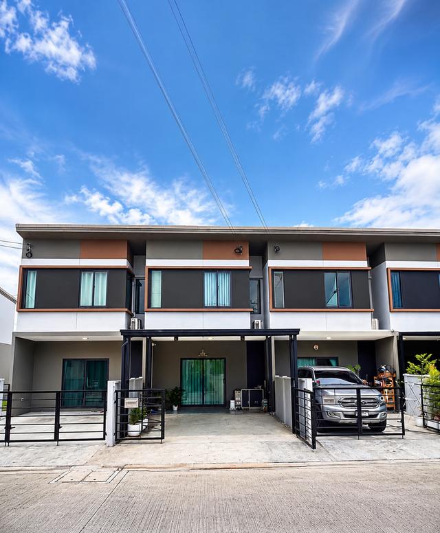 ขายทาวน์โฮม 2 ชั้น โครงการ Pleno Town Rama 2 2