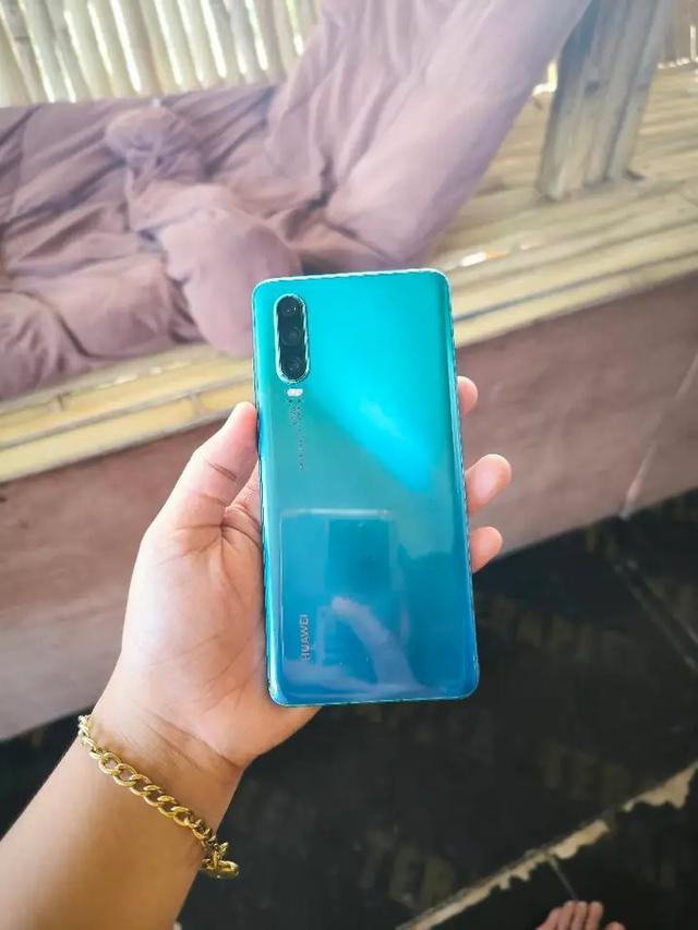 มือถือสภาพนางฟ้า Huawei P30 4