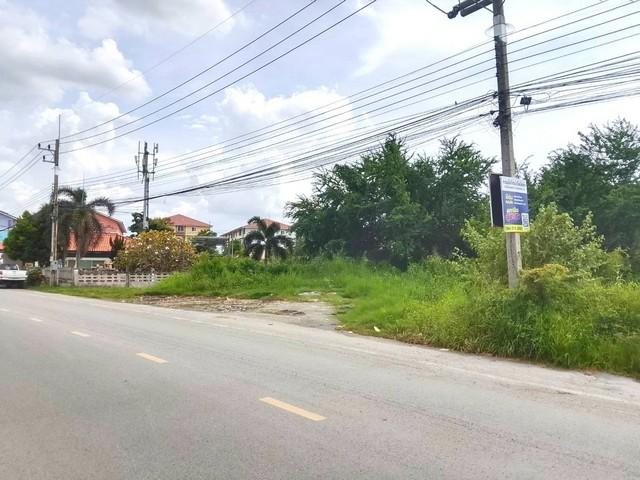 ให้เช่าที่ดินเปล่าใกล้แหล่งอุตสาหกรรมอมตะนคร ให้เช่าที่ดินนื้อที่ 9-2-47 ไร่ 2