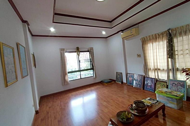 บ้านเดี่ยว เนื้อที่ 58.4 ตร.ว. หมู่บ้าน บ้านไทยดอนเมือง (ซอยเดชะตุงคะ 1) ถนนวิภาวดีรังสิต แขวงสีกัน เขตดอนเมือง 10