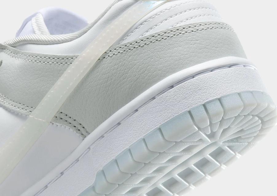 Nike รองเท้าผู้หญิง Dunk Low แท้ 6
