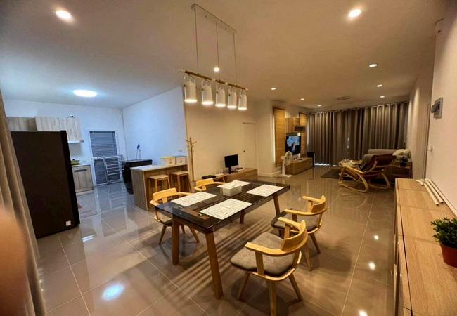 ขายบ้านเดี่ยว หมู่บ้านเดอะการ์เด้น วิลล่า 6 นครราชสีมา เนื้อที่ 58 ตร.ว. 1 ชั้น 3 นอน 2 น้ำ 5