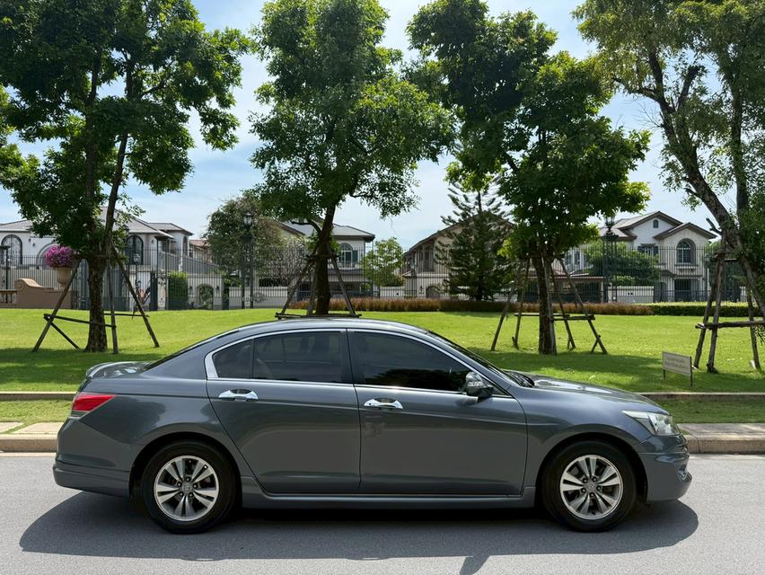 HONDA ACCORD 2.0 E G8 ปี 2010
