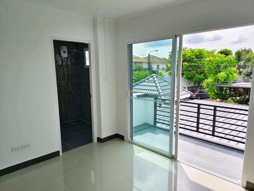  บ้านเดี่ยวหลังมุม ฟังก์ชันครบ ทำเลทอง! หมู่บ้านเนเบอร์โฮม ถ.สุขาภิบาล 5 ซอย 82 เขตคลองสามวา 17