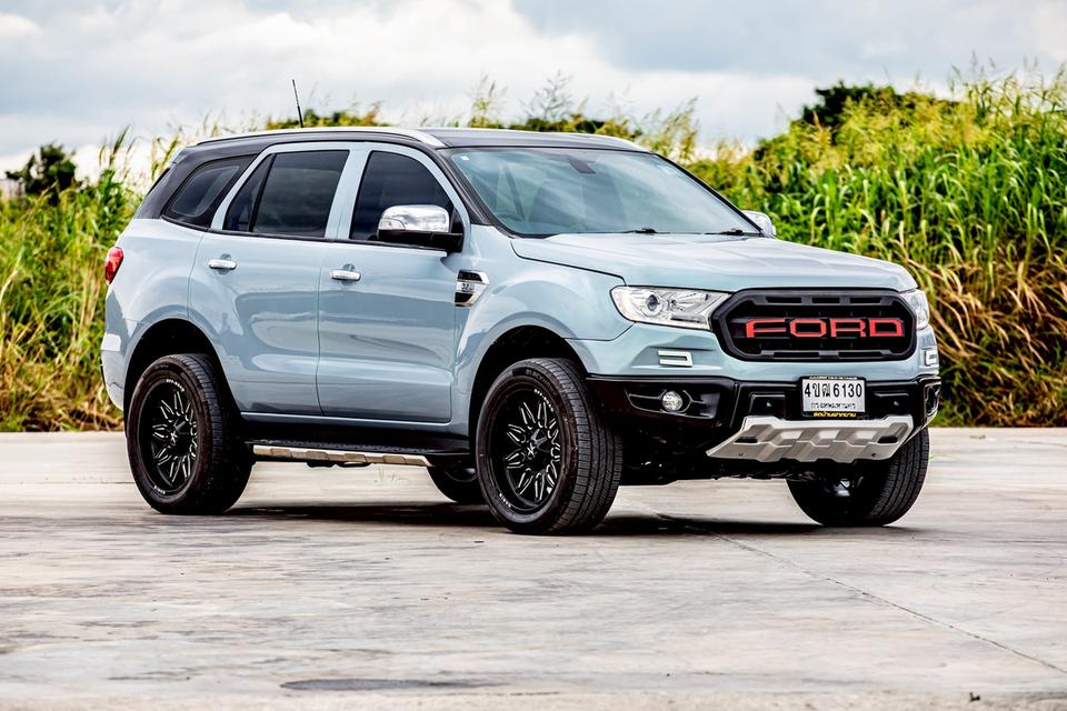 Ford Everest 3.2 Titanium+ 4WD ปี 2015 สีฟ้า
