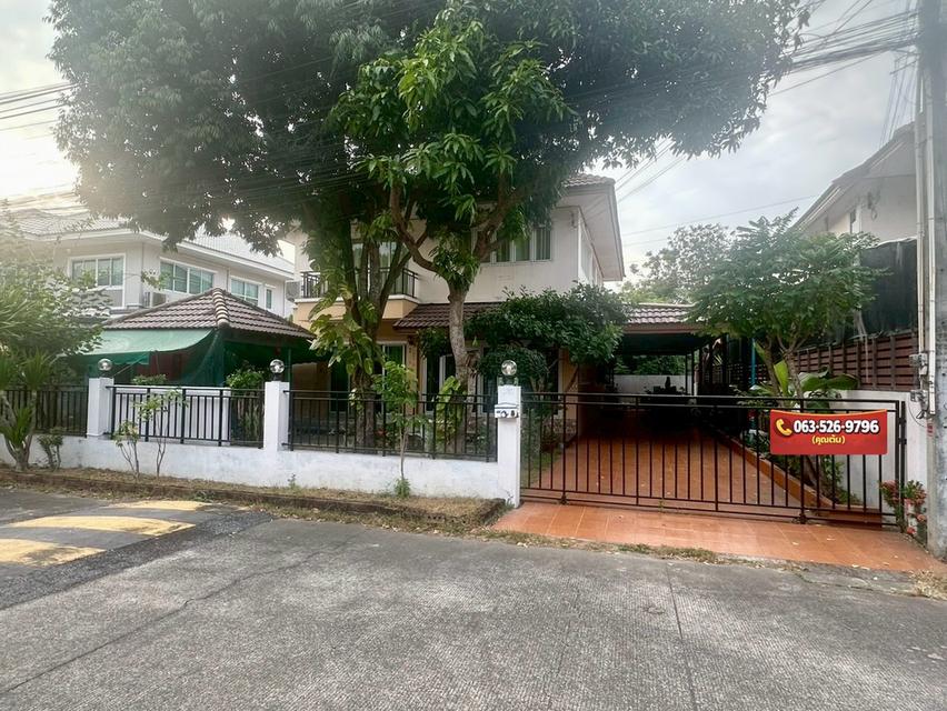 บ้านเดี่ยว 2 ชั้น  หมู่บ้านแอดโฮม ศรีราชา 1