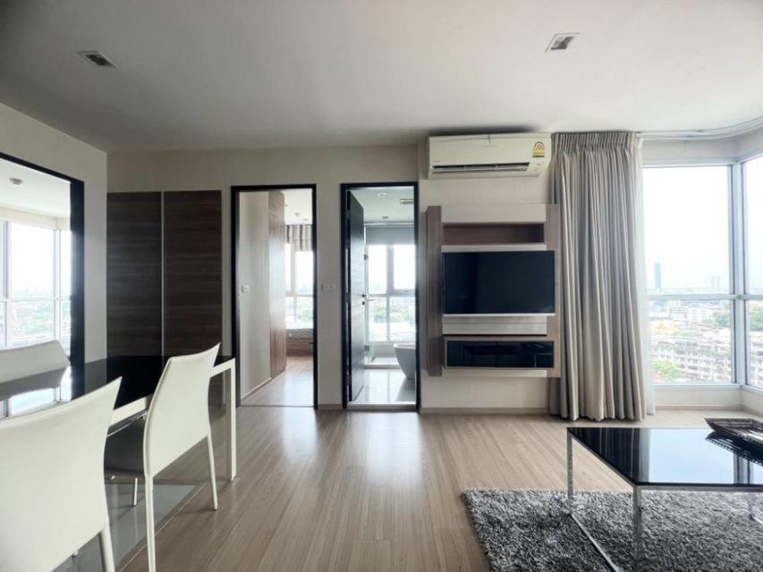 รูป ขาย คอนโด ห้องสวย พร้อมอยู่ คอนโดในเมือง เดินทางสะดวก Rhythm Sathorn 63 ตรม. วิวเมือง 4
