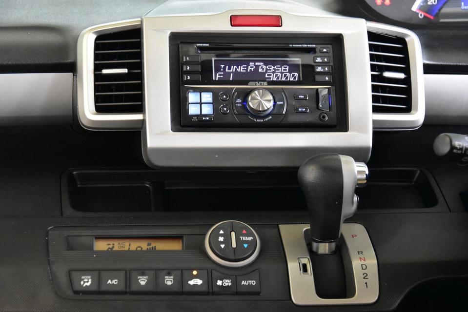 รหัสรถ TKG108 HONDA FREED 1.5 E ปี 2015 6