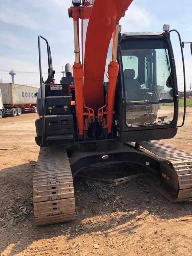 HITACHI  รุ่น ZX120-6 3