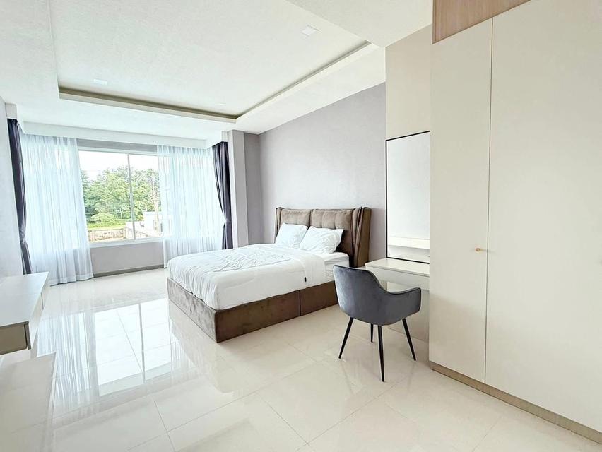 2 storry Luxury Pool villa for sale and rent 17