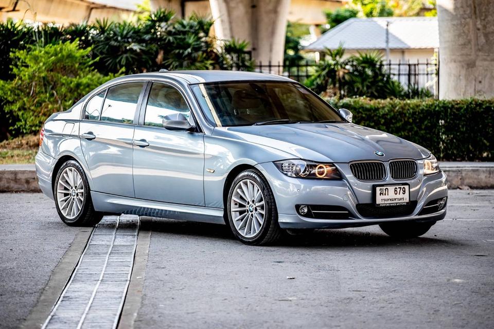 Bmw 320d 2.0 ปี 2011 สีเทา สวยสภาพดี เครื่องยนต์ดีเซล 3