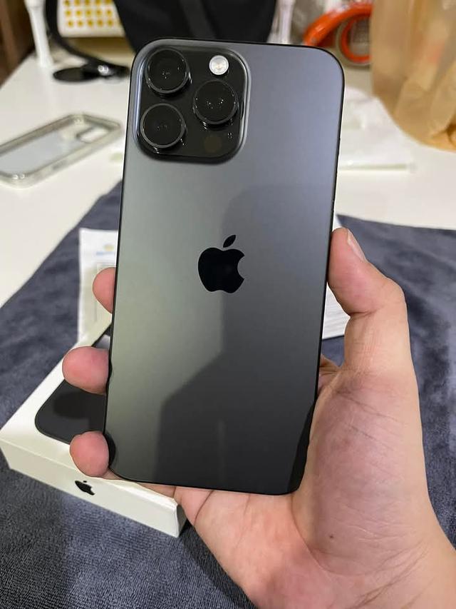 รีบขาย iPhone 16 Pro max 3