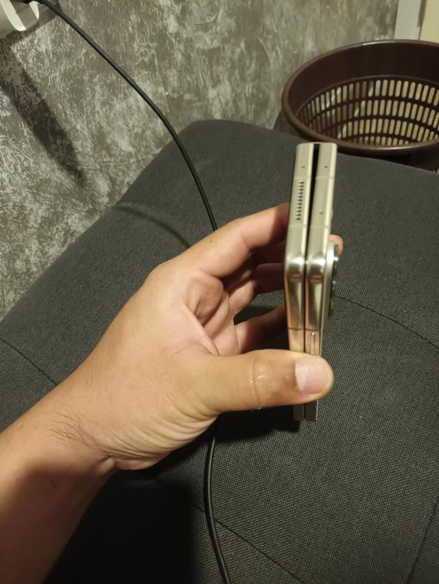 Samsung Galaxy fold4