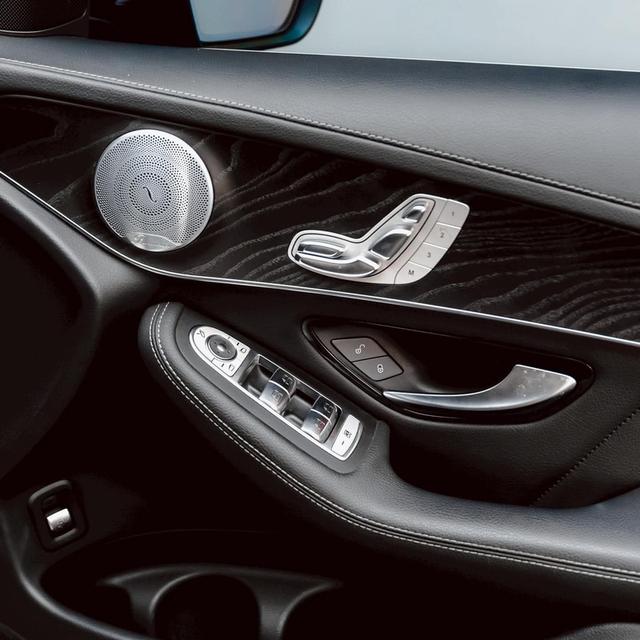 Mercedes Benz GLC 250d AMG Dynamic รูปที่ 7