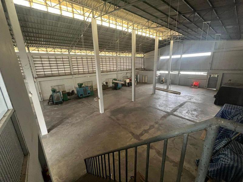 9Forrentให้เช่าโกดังพร้อมสำนักงาน ถนนพระองค์เจ้าสาย4 ทะลุถนนลำลูกกา รหัส B939