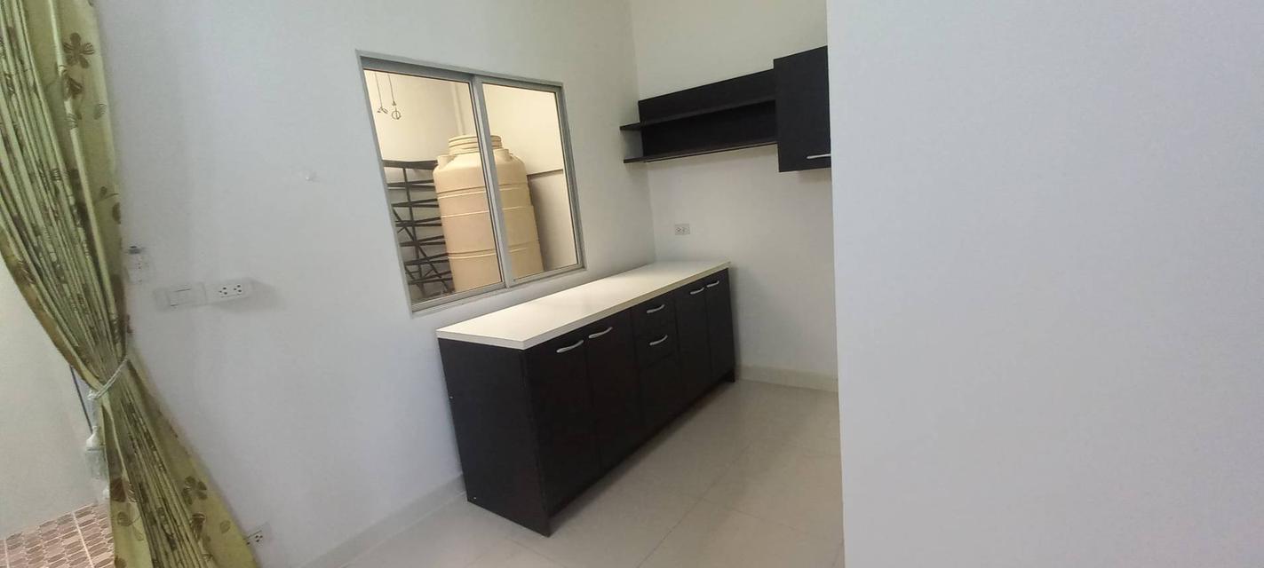 ให้เช่าทาวเฮ้าส์ หมู่บ้านเดอะคอนเน็ค ซอยสุขสวัสดิ์ 26 ถนนสุขสวัสดิ์  10,000 บาท/เดือน  ติดต่อ 0868829426 4