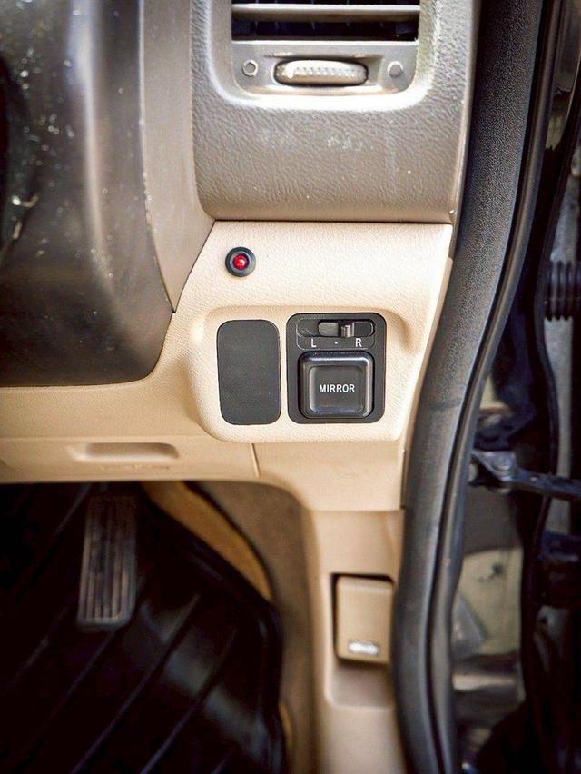 รหัสรถ QT8392 Honda City 1.5 idsi เกียร์ออโต้ สีดำ ปี 2003 17