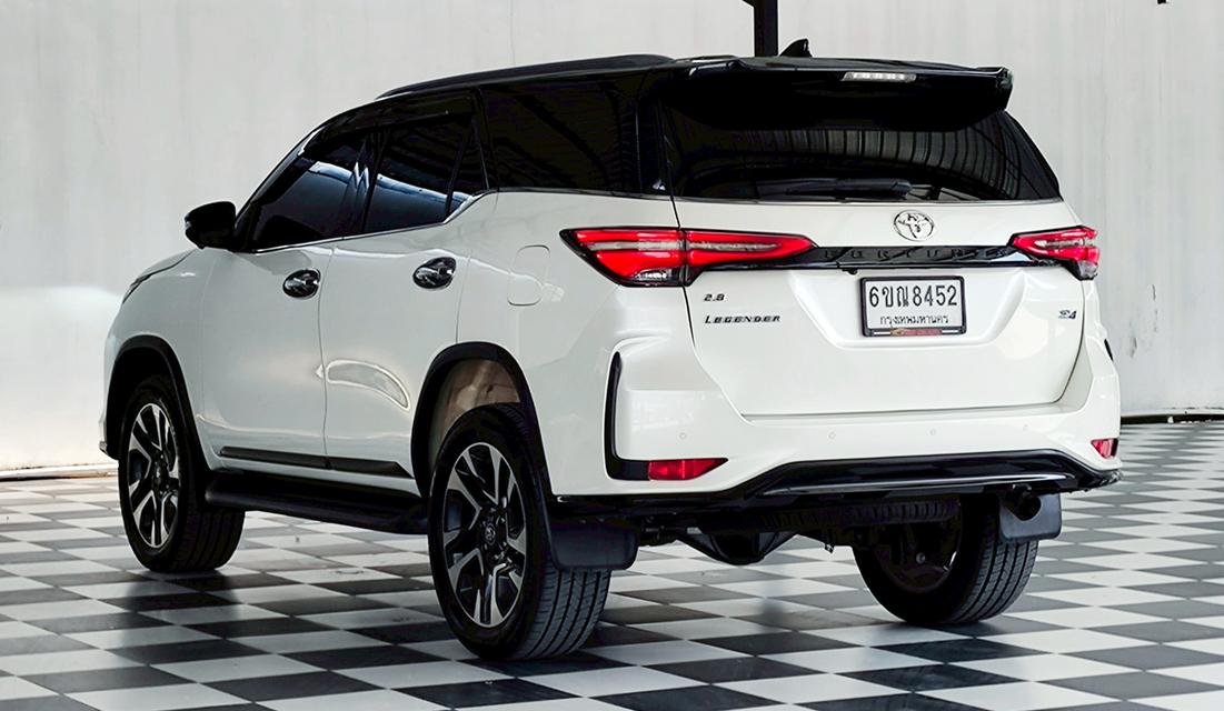 FORTUNER LEGENDER 2.8 V 4WD ปี 2021 ✅ ฟรีค่าจัด-ค่าโอน ✅ ฟรีประกันภัย ✅ ฟรี พรบ 2