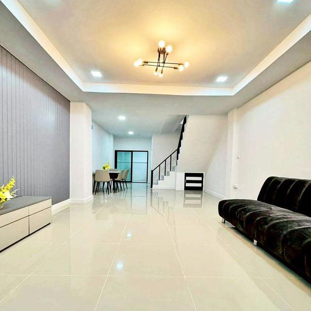 ขายทาวน์เฮ้าส์ 16 ตร.ว ม.บุษบาวิลล์ ราชพฤกษ์-ท่าอิฐ รีโนเวทใหม่สวย 3