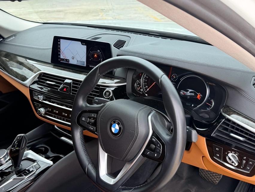 BMW 520d sport ðāļāļĩ 2018 āđāļĨāļāđāļĄāļĨāđ 88,xxx km. āļĢāļđāļāļāļĩāđ 12