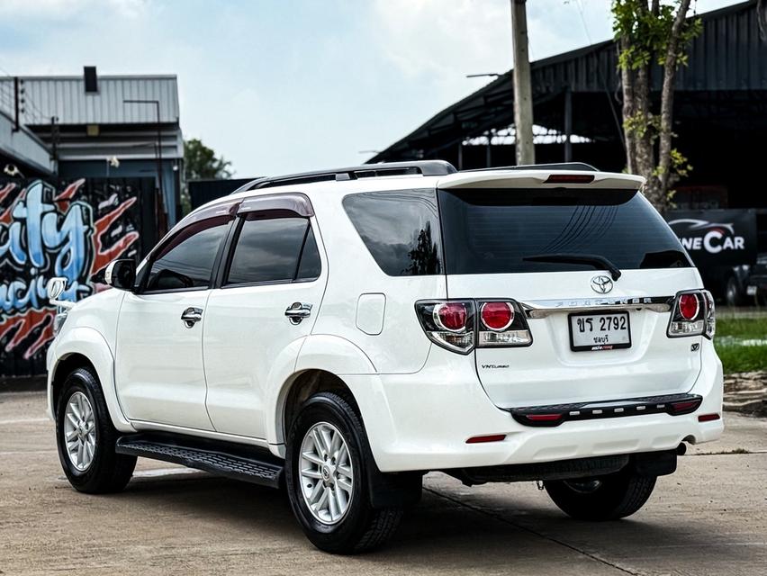 Toyoya Fortuner 2.5V ปี15