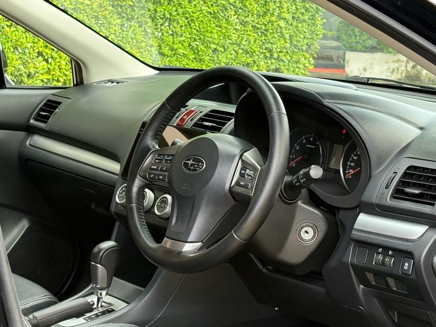2016 SUBARU XV 2.0 STI รถมือเดียวออกป้ายแดง รถวิ่งน้อย ประวัติศูนย์ครบ รถไม่เคยมีอุบัติเหตุครับ 10
