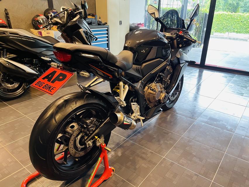 Cbr650r/2022