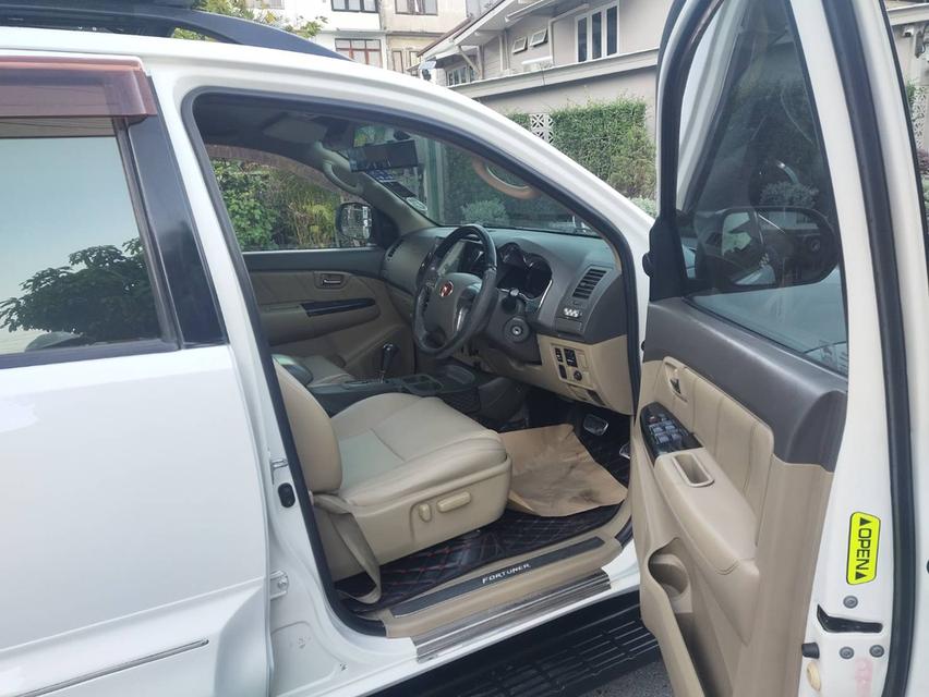 ขาย ปี 12 Toyota Fortuner 2.7 V รูปที่ 11