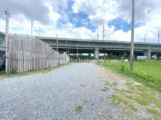 ที่ดินถมแล้วแปลงสวย ใกล้ทางรถไฟสายพระราม 6 ถนนบางกรวย-ไทรน้อย 6