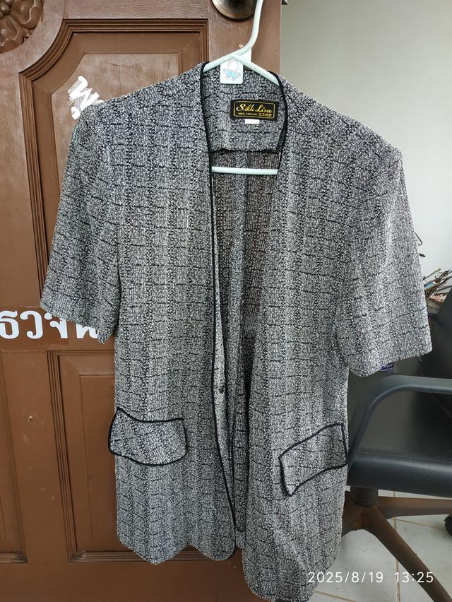 เสื้อสาวมั่น
