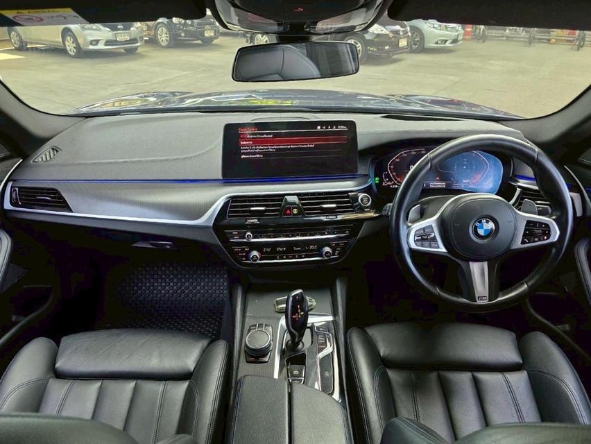 รหัสรถ WMT1180 รหัสรถ WMT1180 BMW 520d M Sport LCI G30 ปี 2023