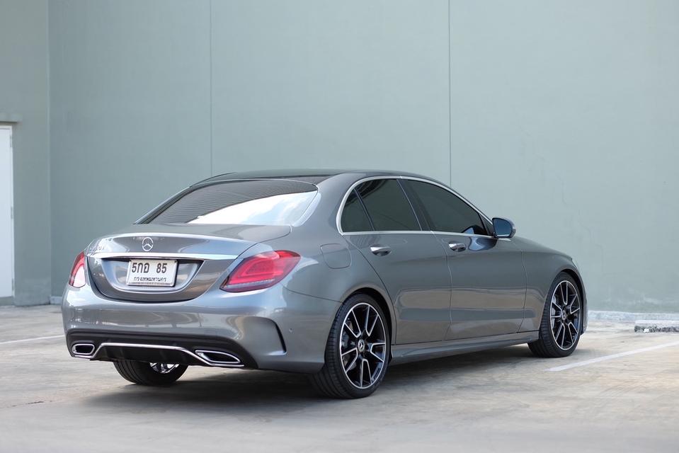 Mercedes Benz C220d AMG ปี 2019 วิ่งน้อย 50,000 km วารันตีศูนย์Benzถึง12/2026 เจ้าของคนเดียว รูปที่ 5