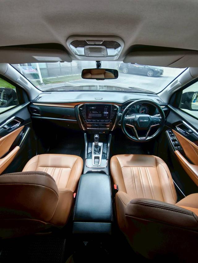 Mu-X 1.9 elegant 2021 ดีเซล 6