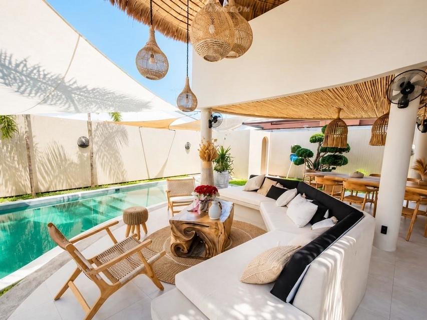 For Sale — Tropical Balinese Style Pool Villa in Bang SarayBeautiful tropical-style pool villa in Bang Saray, Boho style only fews minutes the beach 1