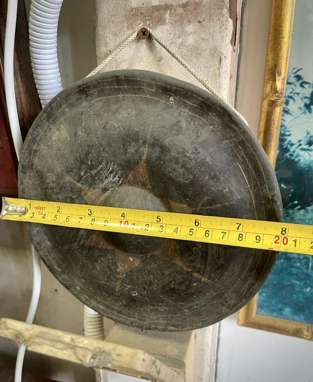 ฆ้องโบราณ ฆ้องไทย เนื้อสำริด ฆ้องท้องถิ่น ลูกโหม่งโบราณ ขนาด8นิ้ว สำหรับห้อยแขวน รูปย่อยที่ 2