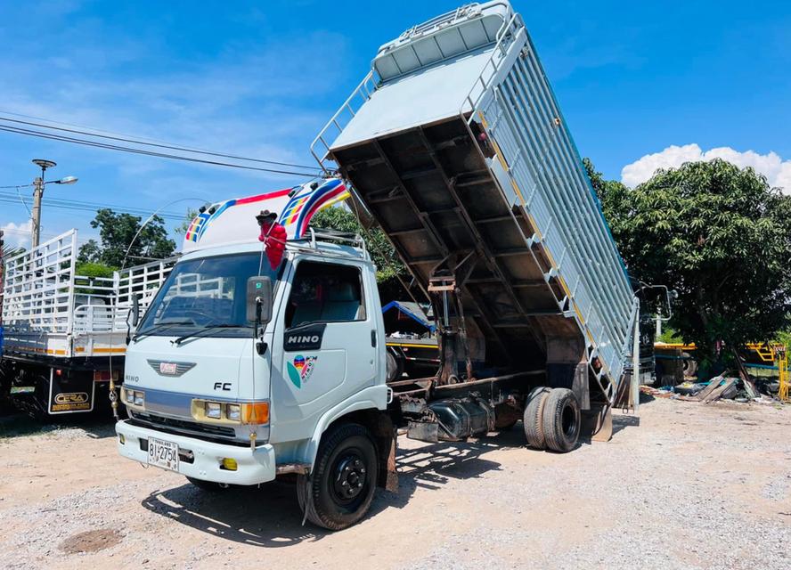 ขายรถบรรทุก 6 ล้อดั้มพ์ HINO FC2W 120HP