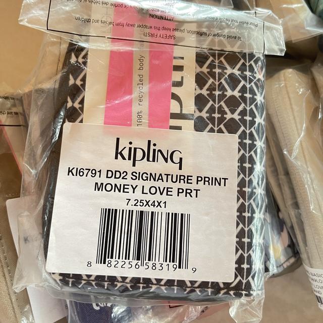 (พร้อมส่ง/ของแท้ค่ะ💯🐒) กระเป๋า Kipling money love medium wallet รูปที่ 16