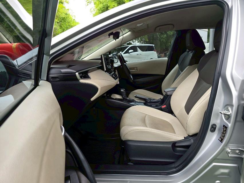  #TOYOTA ALTIS ตัวSPORTเครื่อง1.8 cc.  เกียร์AUTO ปี 2021 10
