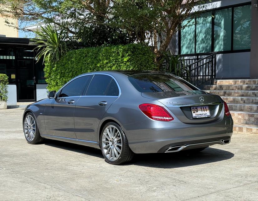 2018 BENZ C350e AMG รถมือเดียวออกป้ายแดง รถวิ่งน้อย เข้าศูนย์ทุกระยะ รถไม่เคยมีอุบัติเหตุครับ 6