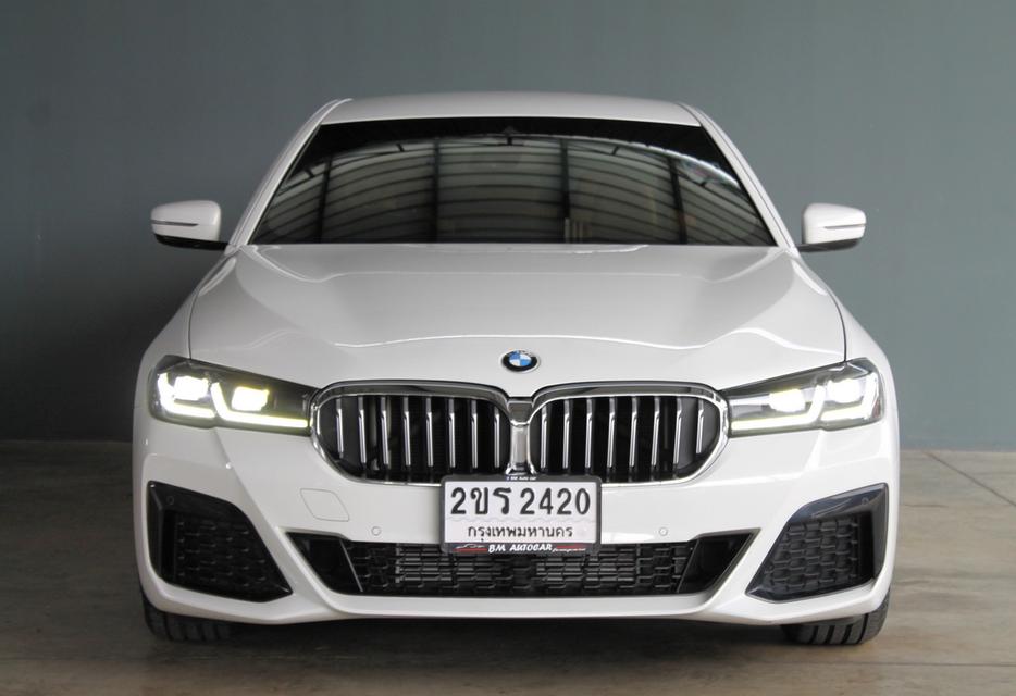 รหัสรถ BM2420 BMW 520d M-Sport LCI 2022