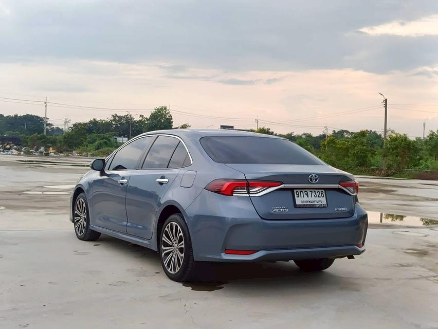 TOYOTA  ALTIS  Sedan 4dr Hybrid High E-CVT 7sp FWD 1.8สีเทา  Y2019  10