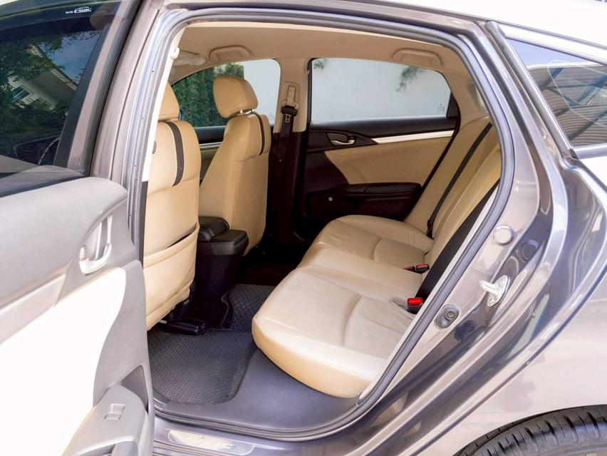 HONDA CIVIC 1.8EL ปีจด 2020 12