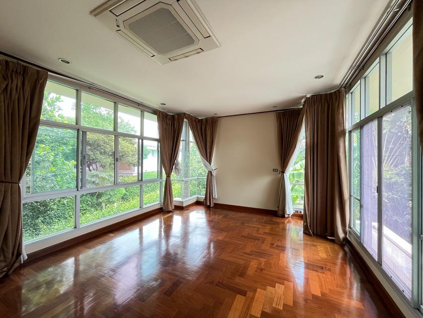 ขายบ้านเดี่ยว 2 ชั้น หมู่บ้านพร้อมพันธุ์ พาร์ค สวนหลวง ร.9 ขนาดที่ดิน 132.4 ตร.ว.พื้นที่ใช้สอย 290 ตร.ม.สวนรอบบ้าน 4
