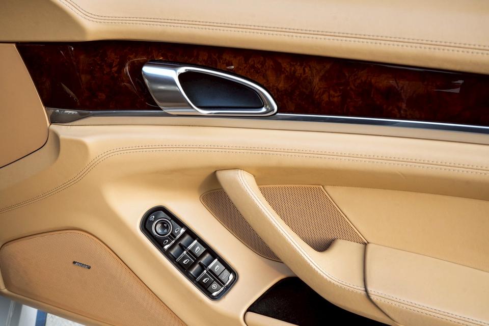 รหัสรถ CBL6042 Porsche PANAMERA 4 3.6 V6 4WD AT 2012 รูปที่ 20