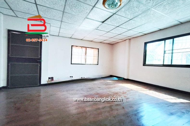 ทาวน์เฮาส์ หมู่บ้าน ปิ่นเจริญ 4 (ซอยนาวงประชาพัฒนา 17) เนื้อที่ 17.5 ตรว ถนนวิภาวดี แขวงสีกัน(บ้านใหม่) เขตบางเขน(ตลาดขวัญ) กรุงเทพมหานคร 8