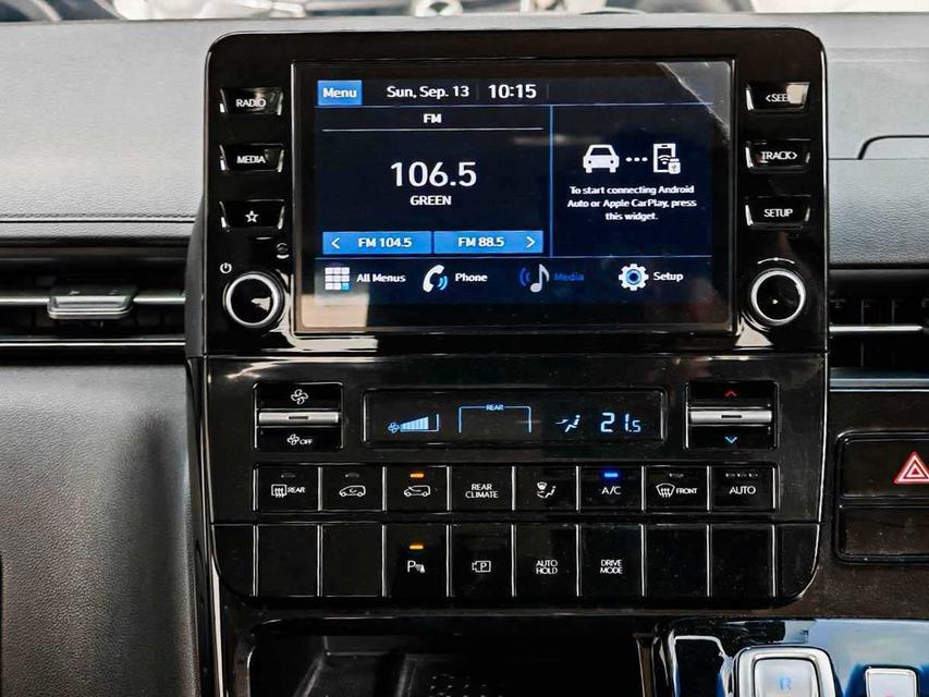 2023 HYUNDAI STARIA  2.2 SEL รูปที่ 7