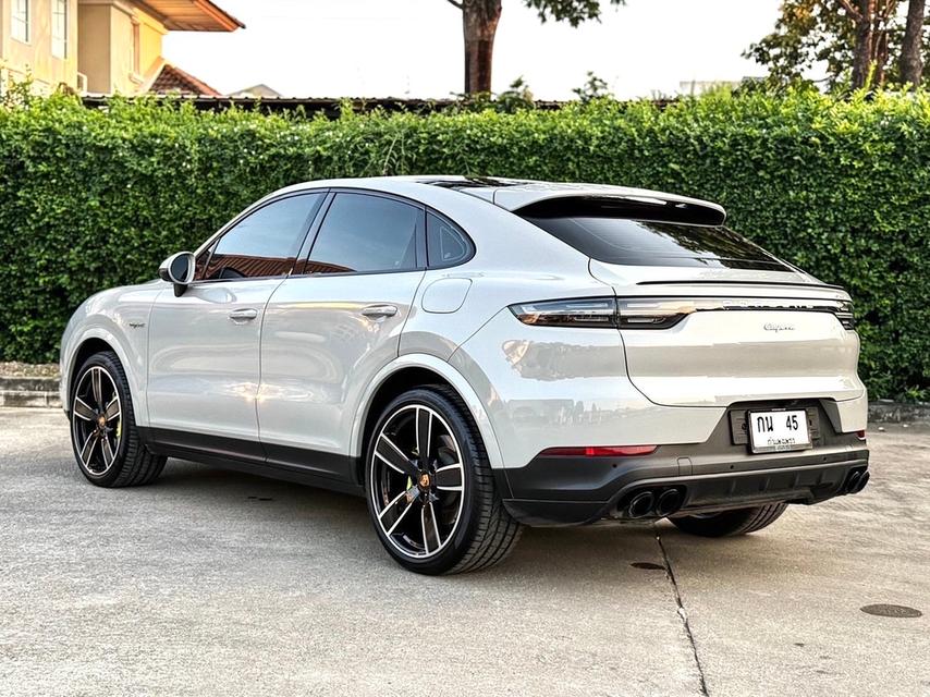 Porsche Cayenne S E-Hybrid Coupe ปี 2021 6