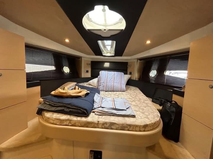 For sale! 2015 Cranchi Italy M44 HT 45FT  12